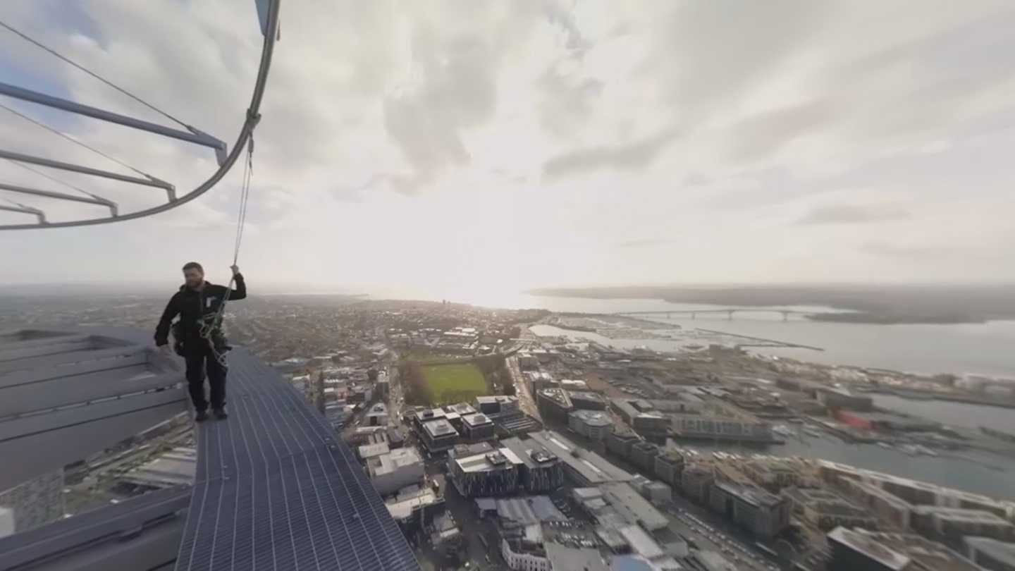 Samsung #BeFearless Fear of Heights - Cityscapes